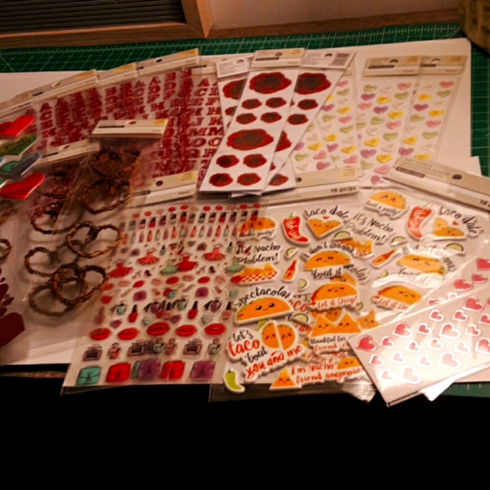 Recollections stickers and stiko